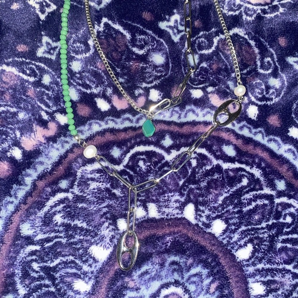 Silver and Green Beaded Necklace. Necklace and earrings